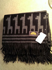 Alpaca Pixel Throw/Blanket – Black/Grey